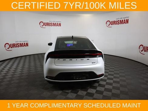 Used 2025 Toyota Prius AWD image 27