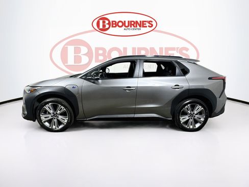 Used 2023 Subaru Solterra AWD image 7