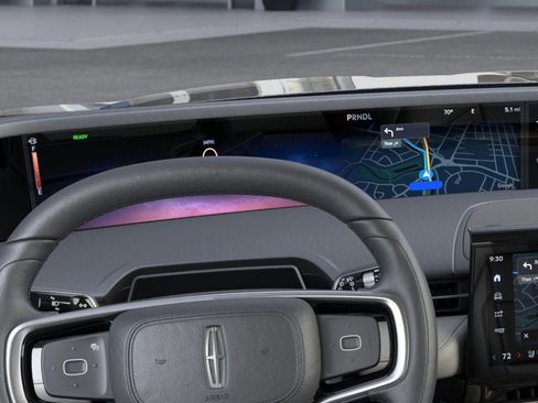 New 2025 Lincoln Nautilus Reserve image 13