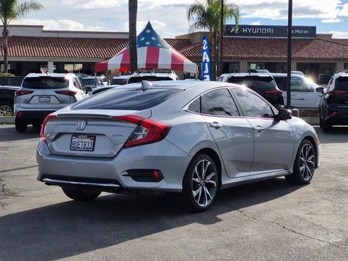 Used 2021 Honda Civic Touring image 5
