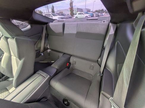 Used 2023 Toyota GR86 w/ ALL Weather Mat Package (TMS) RWD image 26
