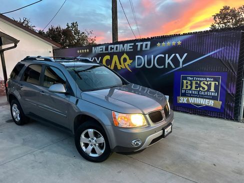 Used 2006 Pontiac Torrent 2WD w/ Preferred Package image 3