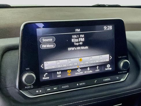 Used 2023 Nissan Rogue SV w/ SV Premium B Package FWD image 21