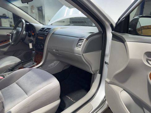 Used 2009 Toyota Corolla XLE FWD image 23