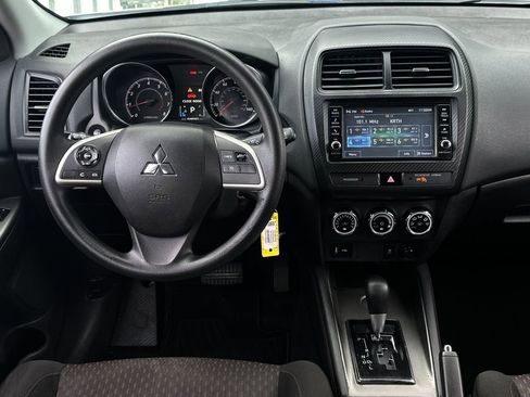 Used 2018 Mitsubishi Outlander Sport ES image 14