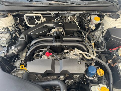 Used 2017 Subaru Outback 2.5i Premium image 38