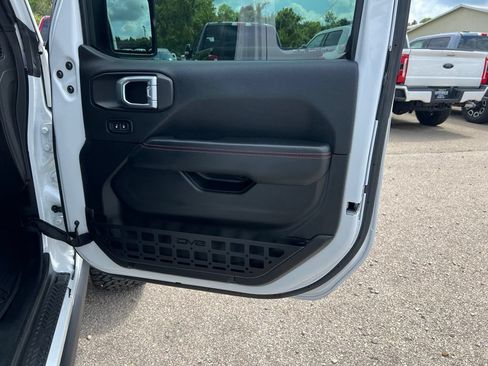 Used 2023 Jeep Wrangler Unlimited Rubicon w/ Xtreme 35 Tire Package AWD/4WD image 20