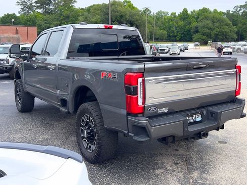 Used 2024 Ford F250 Platinum w/ FX4 Off-Road Package AWD/4WD image 3