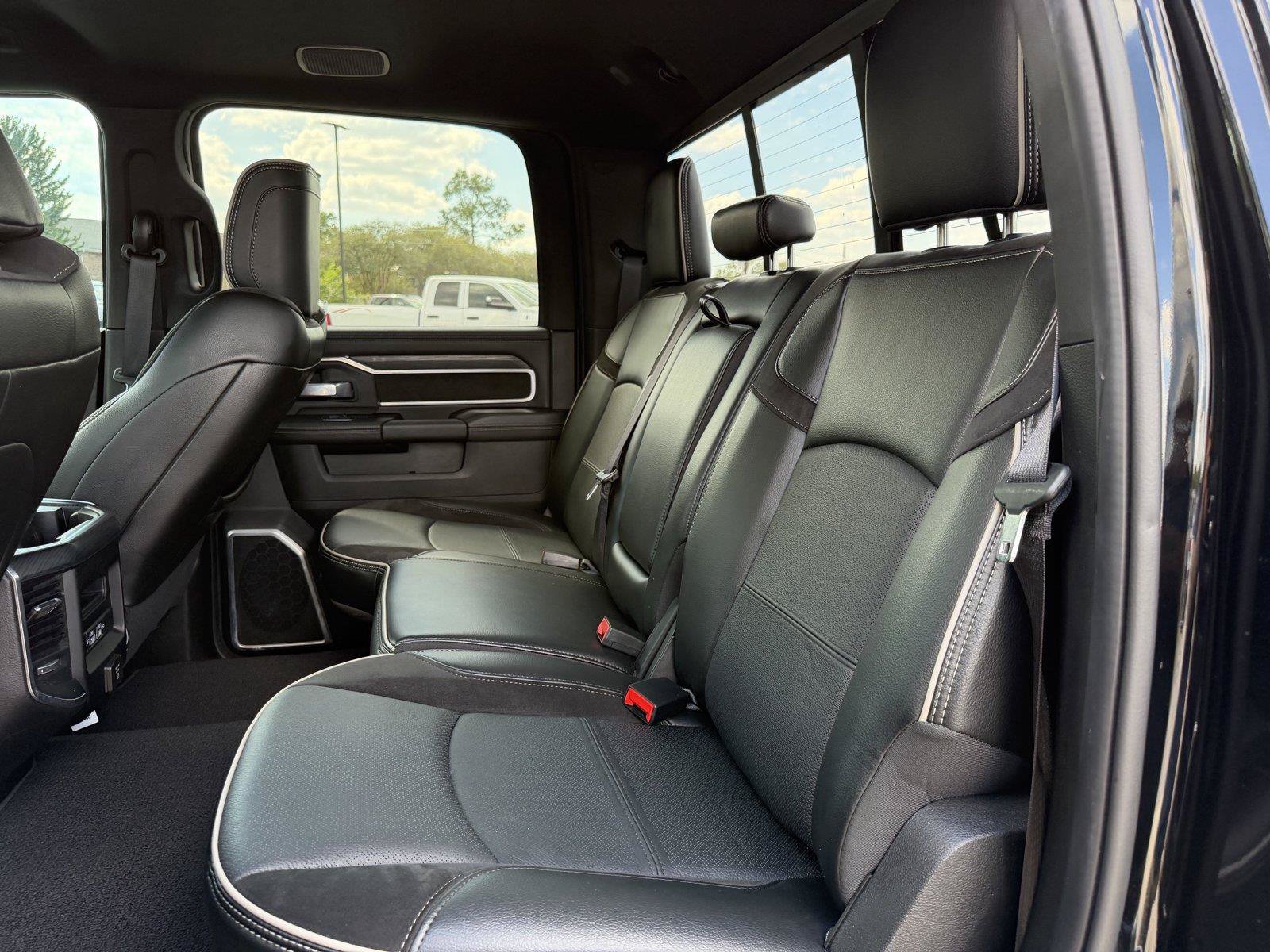 Used 2024 RAM 3500 Laramie w/ Sport Appearance Package AWD/4WD image 18