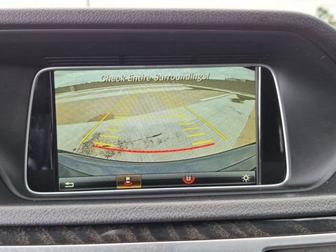 Used 2016 Mercedes-Benz E 350 4MATIC Sedan image 15