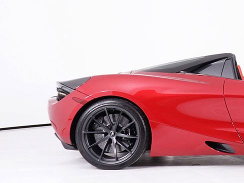 Used 2020 McLaren 720S Spider RWD image 15