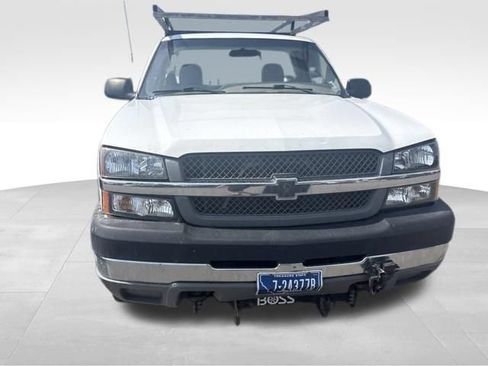 Used 2004 Chevrolet Silverado 2500 W/T w/ Skid Plate Package AWD/4WD image 5