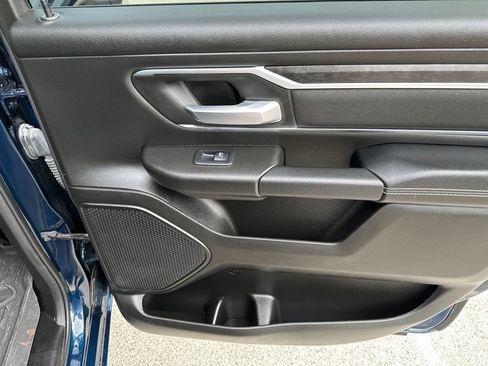 Used 2024 RAM 1500 Big Horn AWD/4WD image 18