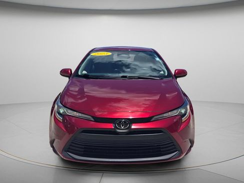 Used 2023 Toyota Corolla LE FWD image 5