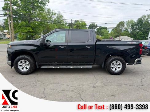 Used 2021 Chevrolet Silverado 1500 LT w/ Convenience Package II AWD/4WD image 4