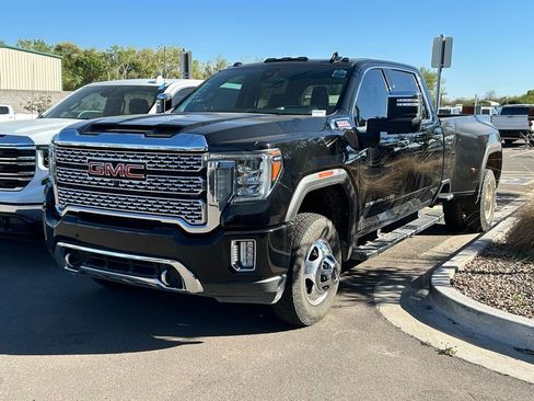 Used 2020 GMC Sierra 3500 Denali w/ Denali Ultimate Package image 1