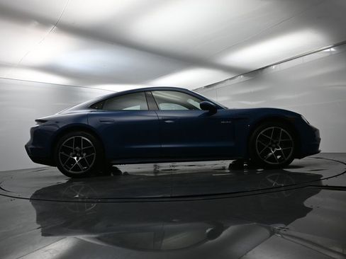 Used 2025 Porsche Taycan image 54