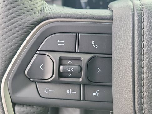 Certified 2025 Toyota Tacoma TRD Sport image 22