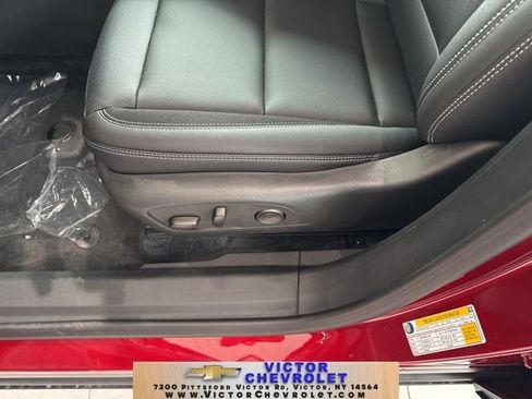 New 2025 Chevrolet Blazer EV LT image 11