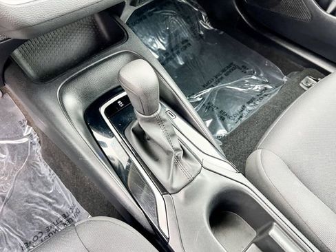 Used 2024 Toyota Corolla LE image 22