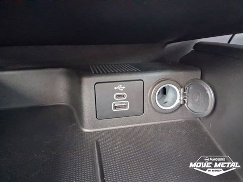 Used 2025 Ford Escape ST-Line w/ Tech Pack #1 image 22