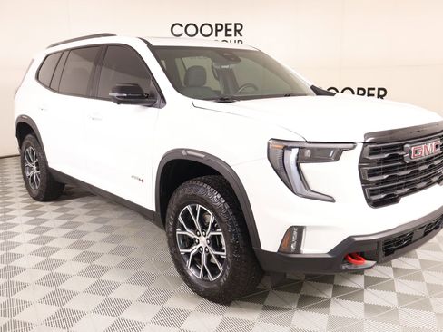 Used 2026 GMC Acadia AT4 w/ Luxury Package AWD/4WD image 1