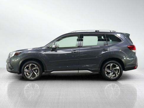 Used 2023 Subaru Forester Touring AWD/4WD image 2
