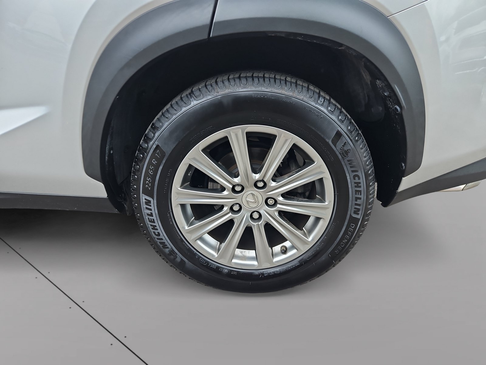 Used 2016 Lexus NX 200t FWD image 15