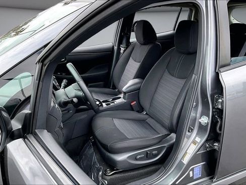 Certified 2025 Nissan Leaf SV Plus FWD image 20