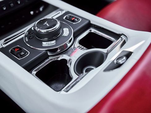 Used 2020 Rolls-Royce Wraith RWD image 58