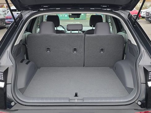 Used 2024 Hyundai Ioniq 5 SE image 14