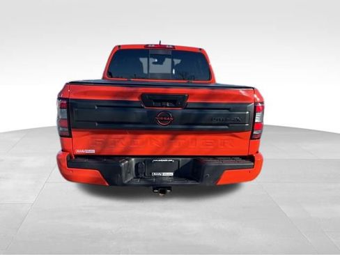 Used 2025 Nissan Frontier PRO-4X w/ Tow Package image 6