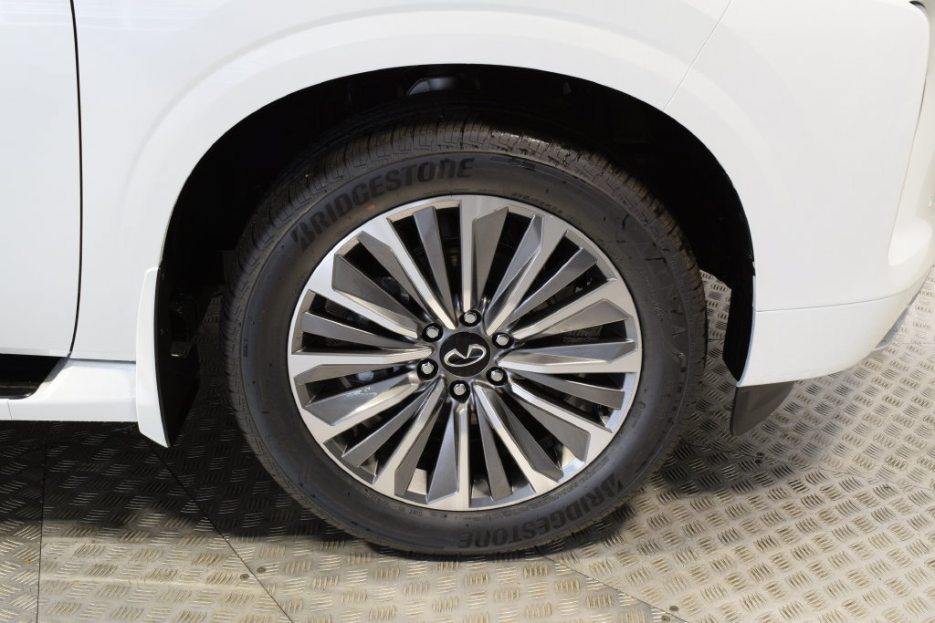 New 2027 INFINITI QX80 Luxe w/ Cargo Package AWD/4WD image 9