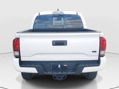 Certified 2022 Toyota Tacoma SR5 image 6