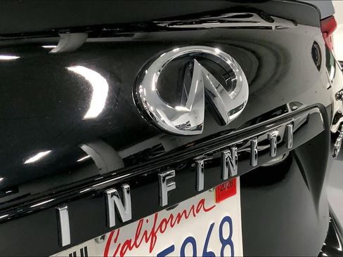 Used 2019 INFINITI QX50 Luxe w/ Navigation Package image 30