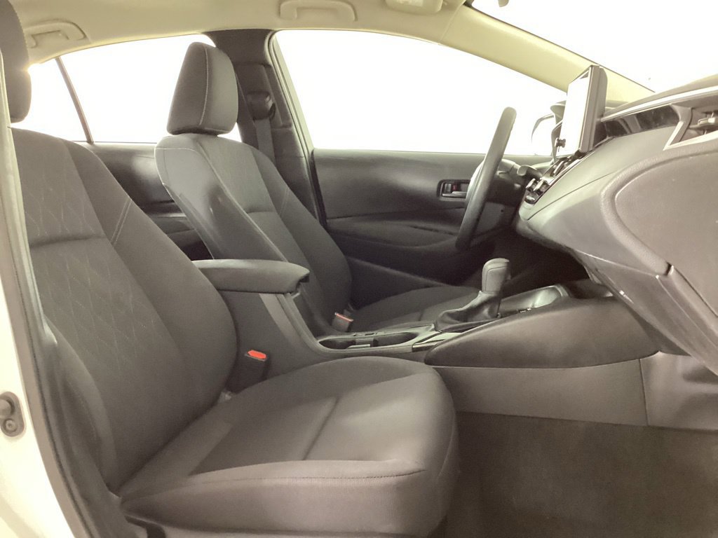 Used 2025 Toyota Corolla LE FWD image 21