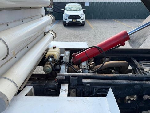 Used 2012 Ford F550 2WD Regular Cab Super Duty w/ Payload Upgrade Pkg image 29