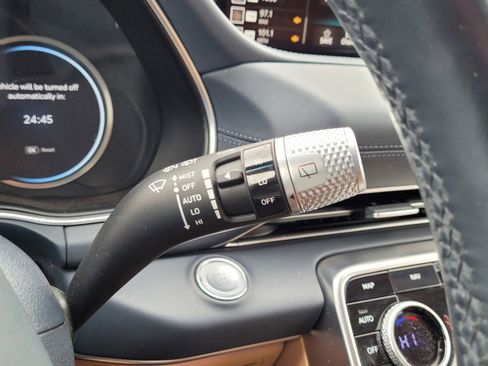 Used 2022 Genesis GV80 2.5T w/ Advanced Package 02 image 21