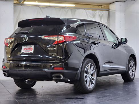 Used 2023 Acura RDX AWD w/ Technology Package image 5
