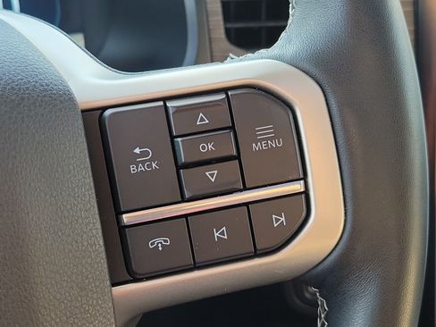 Used 2022 Ford Expedition Max Limited AWD/4WD image 24