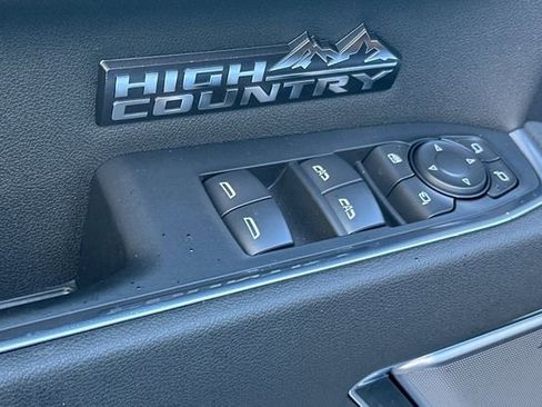 New 2026 Chevrolet Silverado 1500 High Country w/ Technology Package AWD/4WD image 15