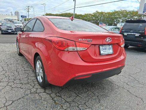 Used 2013 Hyundai Elantra image 7