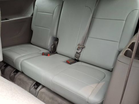 Used 2019 Chevrolet Traverse LT w/ LT Premium Package AWD/4WD image 12