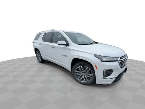 Certified 2023 Chevrolet Traverse High Country AWD/4WD image 2