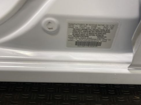 Used 2024 Nissan Versa SR w/ Trunk Package FWD image 27