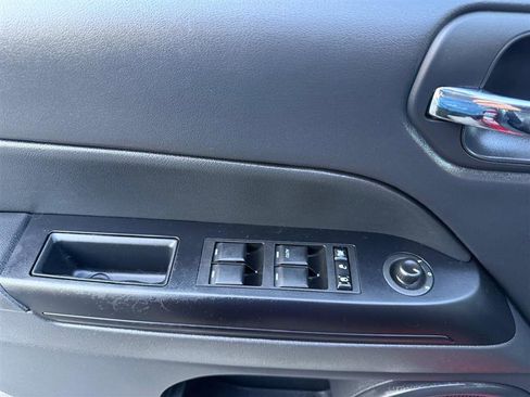 Used 2016 Jeep Patriot Latitude image 28