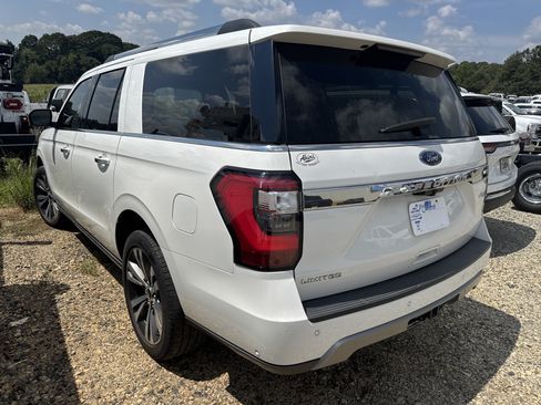 Used 2021 Ford Expedition Max Limited RWD image 3