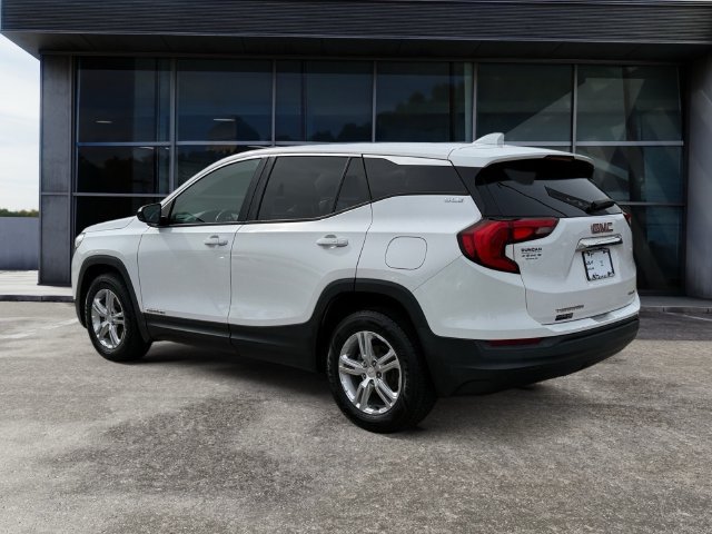 Used 2018 GMC Terrain SLE AWD/4WD image 3