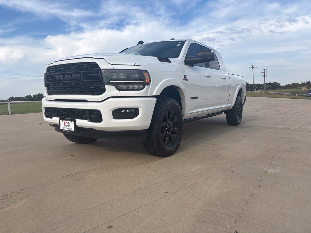 Used 2022 RAM 2500 Limited AWD/4WD image 1