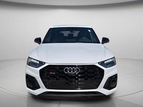 Used 2023 Audi SQ5 Premium Plus w/ Premium Plus Package AWD/4WD image 4